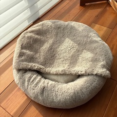 美品！ペットベッドの画像