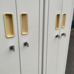 ロッカー（2人用×2個）の画像