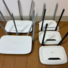 【無料】転居のため一括でお譲りします。 DVDプレーヤー、無線ルーター、ポータブルスピーカー、同軸ケーブル、LANケーブルの画像