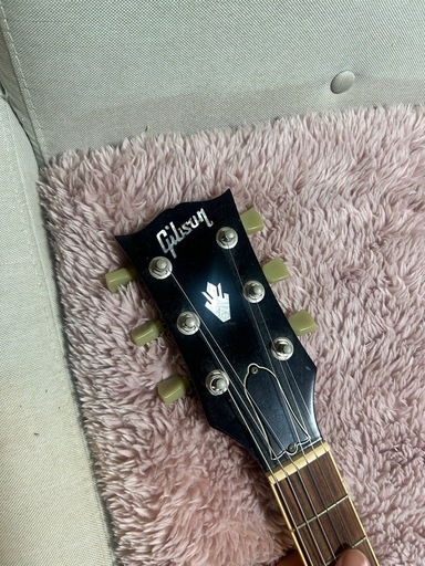 Gibson SG
