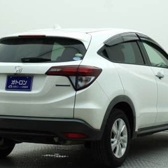 【自社ローン対応】ホンダ ヴェゼル　ハイブリッド 　Ｘ　スマートキー　LEDヘッドライト　Bluetoothの画像