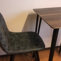 テーブル　椅子　セットの画像