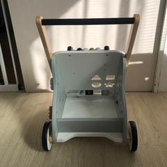 手押し車
の画像