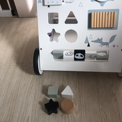 手押し車
の画像