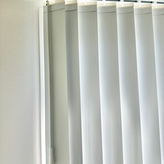 11/20まで【美品】バーチカルブラインド 白の画像