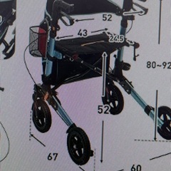 手押し車　老人　シルバーカーの画像