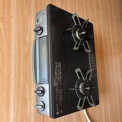 都市ガス　リンナイ　ガスコンロ プロパン リンナイ 2口 ガステーブル　福岡　田川市　筑豊　美品　ガステーブル ガスコンロ Rinnai リンナイ 都市ガス 56cm 一人暮らし　グリル付き　据置型  グリル  の画像