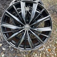 Weds LEONIS 20inc×4の画像