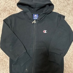 champion パーカー　110cmの画像