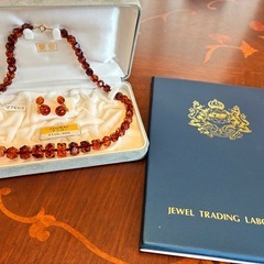 琥珀ネックレス•イヤリング　　鑑定書付き の画像