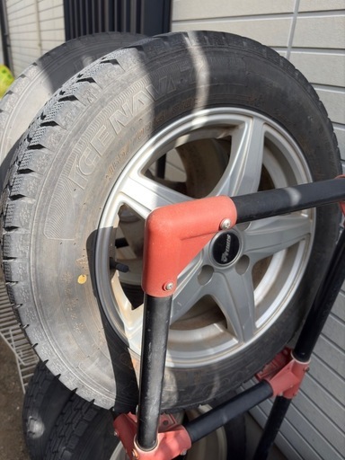 スタッドレスタイヤ4本