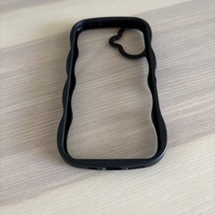 iPhone16ケース 耐衝撃  なみなみデザイン 美品の画像