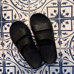 KIU リカバリーサンダル　Sサイズの画像