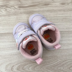 ドキンちゃんアンパンマン 靴 スニーカー13.5の画像