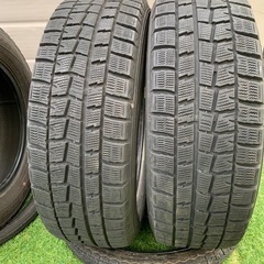 中古スタッドレスタイヤの画像