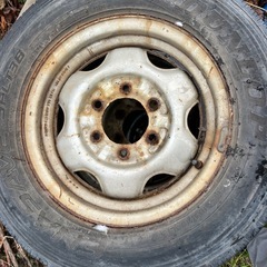 195 75 15 6穴　ハイエースの画像