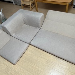 ソファーの画像