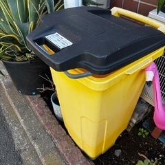 ゴミ箱 ふた付き 屋外 キャスター付き 90L 2輪 大型 アメリカンの画像