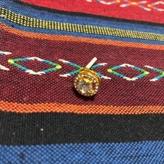 ピアス　ゴールデンの画像