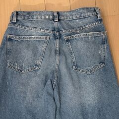 ZARA MID-RISE デニムパンツ(JPサイズ9)の画像