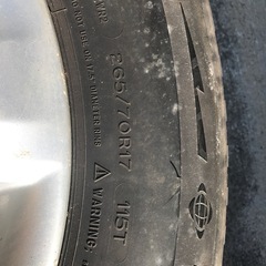 265/70R17タイヤホイ—ルの画像