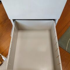 【引取限定】スチール製ファイリングキャビネット ２段　白色　鍵付きの画像