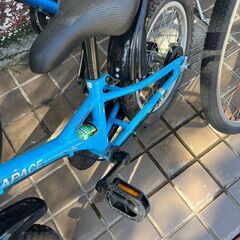 【リサイクルショップどりーむ鹿大前店】No.542　キッズ自転車　美品♪　16INCH　スタンドなしです😢の画像