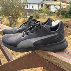 プーマスニーカーの画像