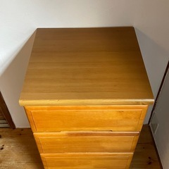 【無料】4段タンス　※転居の為お譲りしますの画像