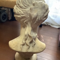 石膏像　ミロ島ヴィーナス胸像（丸）検索→ デッサン　油彩　日本画　デザイン　美大受験　美術大学　人物画　絵画　美術クラブ　アート　水彩画　の画像