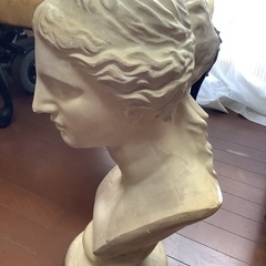 石膏像　ミロ島ヴィーナス胸像（丸）検索→ デッサン　油彩　日本画　デザイン　美大受験　美術大学　人物画　絵画　美術クラブ　アート　水彩画　の画像