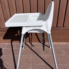 （引取先決定）IKEA ハイチェア　ベビーチェアの画像