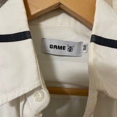 長めのシャツの画像