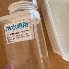 ホーロー鍋　フライパン　タッパーまとめ売りの画像