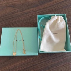 ティファニー T トゥー マザーオブパール サークル ペンダントの画像