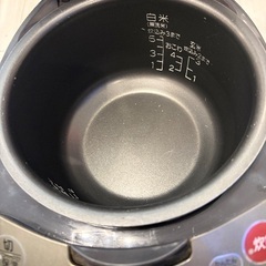 炊飯器の画像