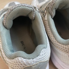 テニスシューズ　19cmの画像