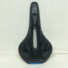 未使用品　ロードバイク　サドル　シート　自転車の画像