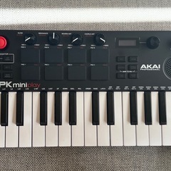 AKAI Professional MPK mini Play MK3の画像