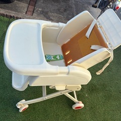 ベビーチェアーの画像