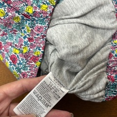 GAP花柄ジャケットの画像