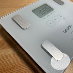 オムロン 体重体組成計 カラダスキャン HBF-212の画像