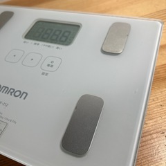 オムロン 体重体組成計 カラダスキャン HBF-212の画像