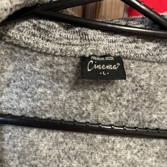 グレーパーカー Lサイズの画像