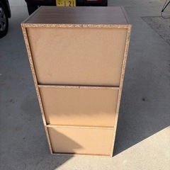 茶色のカラーBOXの画像