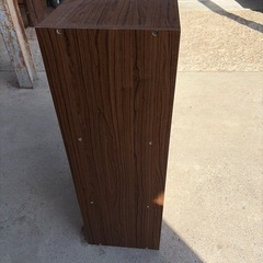 茶色のカラーBOXの画像