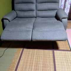 ニトリの電動椅子の画像