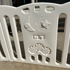 ベビーサークルの画像