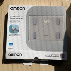 オムロン 体脂肪計 体組成計 の画像