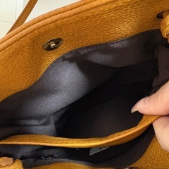 ショルダーバッグの画像